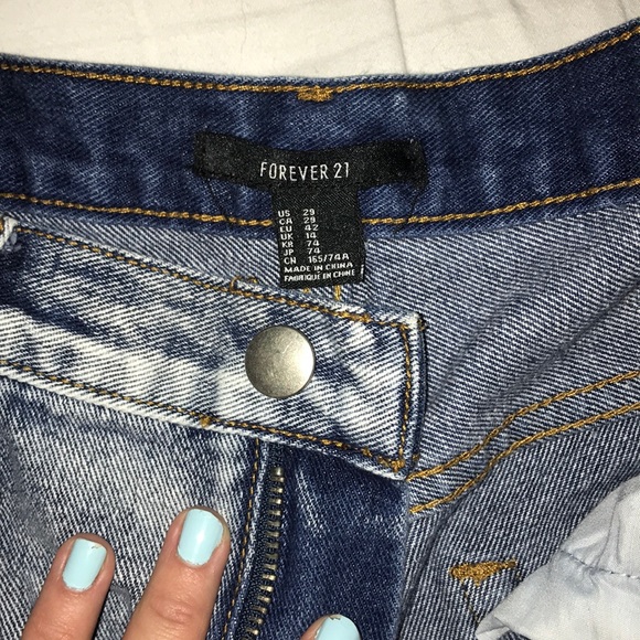 Studded Jean Shorts - Picture 3 of 4